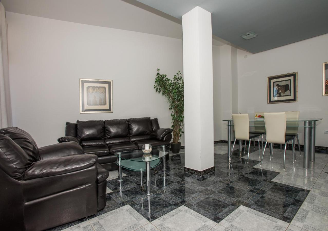 Marcela Appartement Makarska